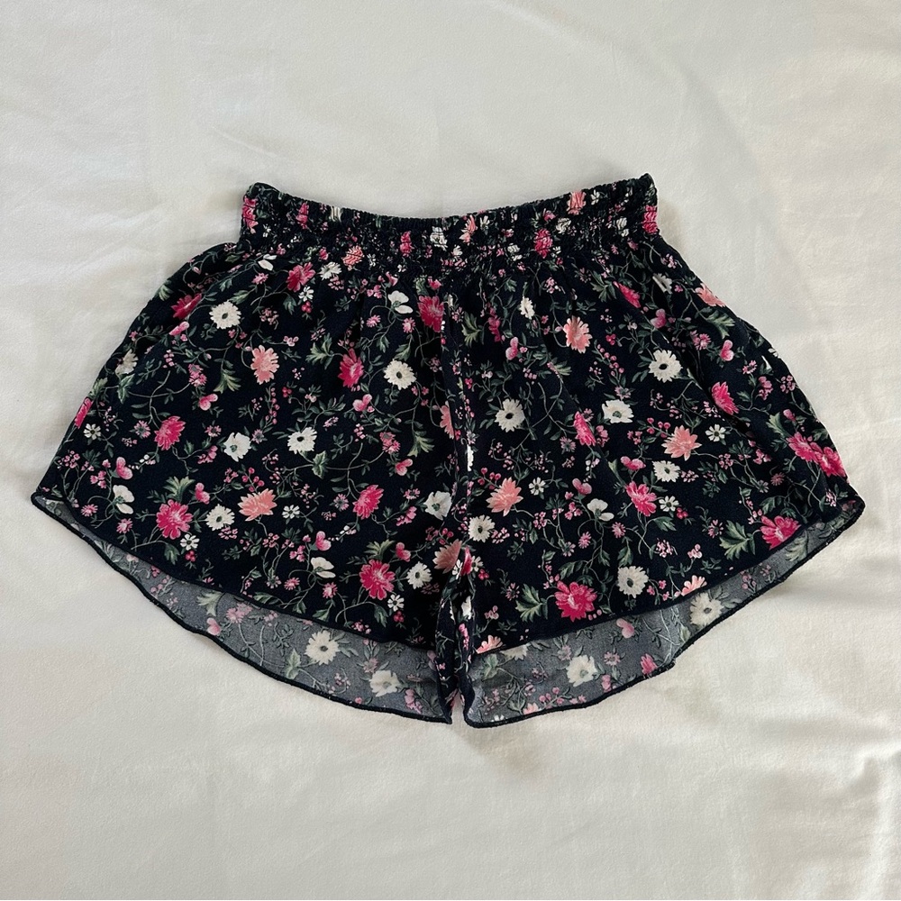 Hollister Black Floral High Waist Shorts